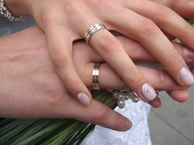 vows-after-marrying-young Vows for Renewing Your Wedding Vows After Marrying Young