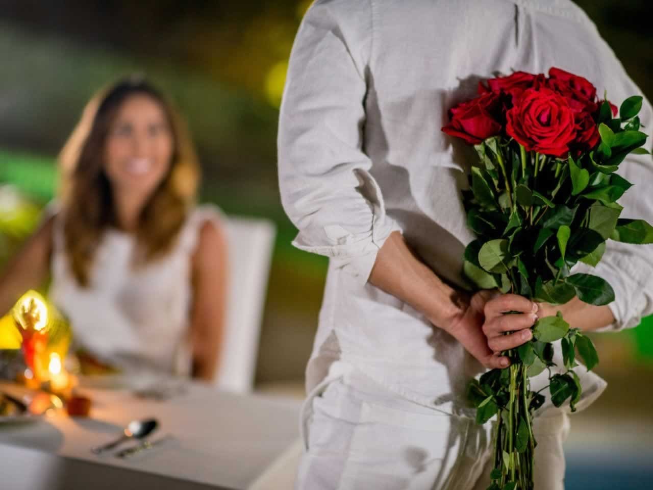 How to Ask Your Spouse to Renew Vows After a Proposal Mishap