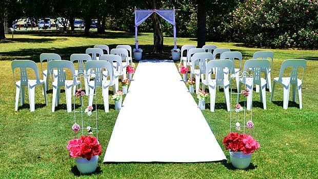 Hold your vow renewal at the park