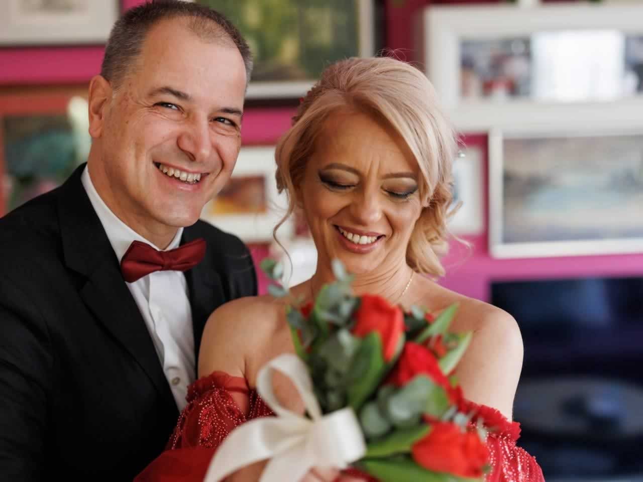 25 Ultra-Romantic Valentine’s Day Vow Renewal Ideas