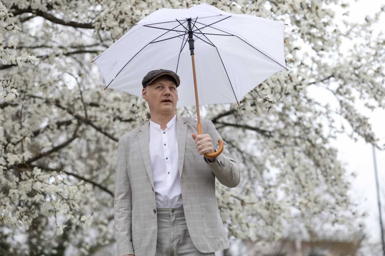 rain-forecast-outdoor-reception-s What to Do When There's Rain in the Forecast for Your Outdoor Reception