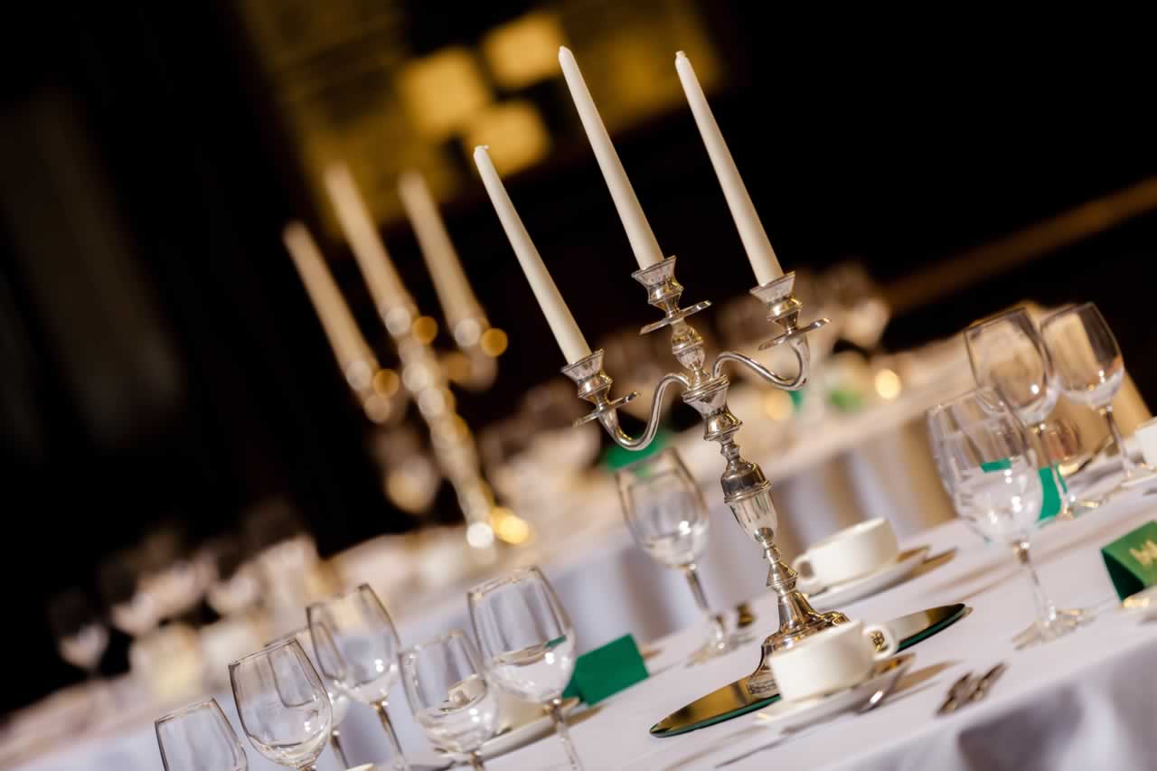 Decade-Inspired Decor: 10th Anniversary Vow Renewal Decoration Ideas