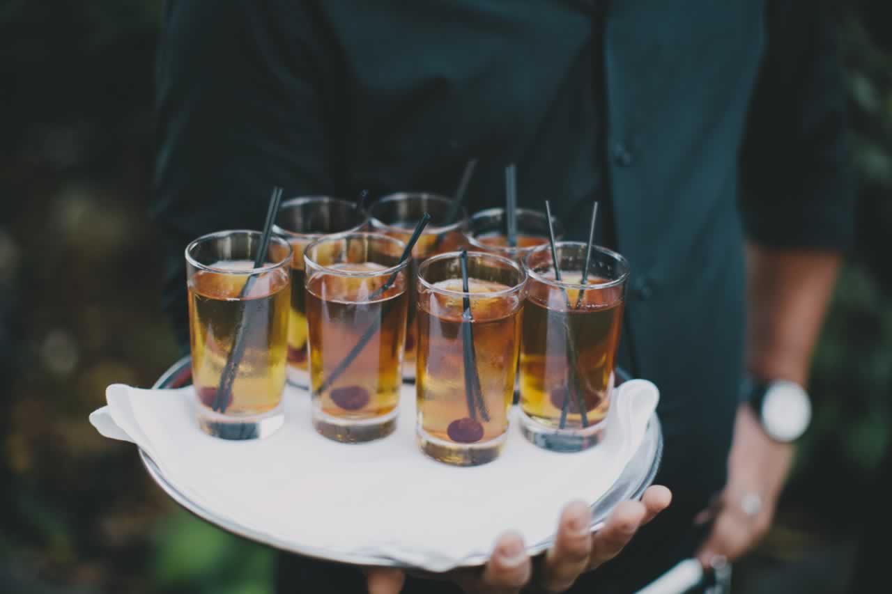 Signature Cocktails for Vow Renewal Celebrations: Crafting Personalized Drinks