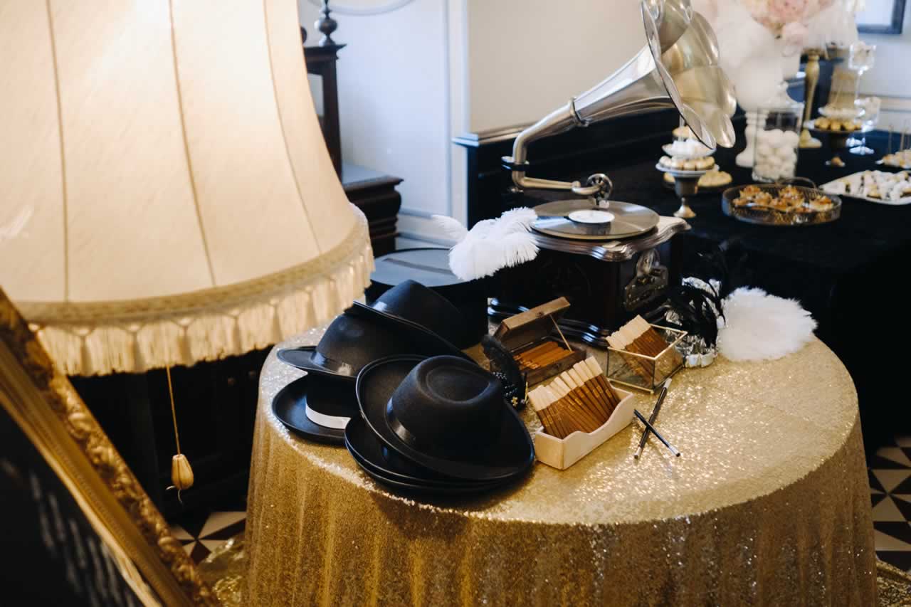 Tips for Planning Your Own 1920s-Themed Vow Renewal