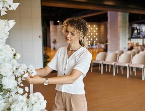 How to Choose the Perfect Vow Renewal Venue: Tips for Finding the Right Fit for Your Vision and Budget