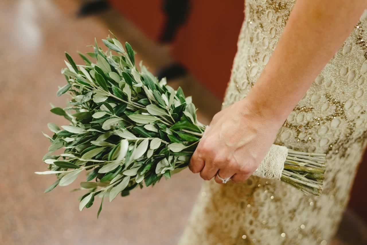 Vow Renewal Customs in Europe - Olive Branches