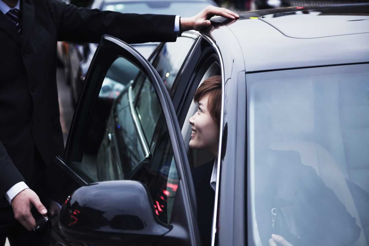 city travel tips for vow renewal - transportation