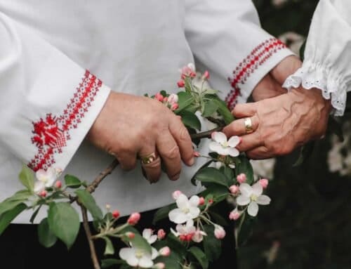 How to Incorporate Local Cultural Traditions into Your Vow Renewal Ceremony