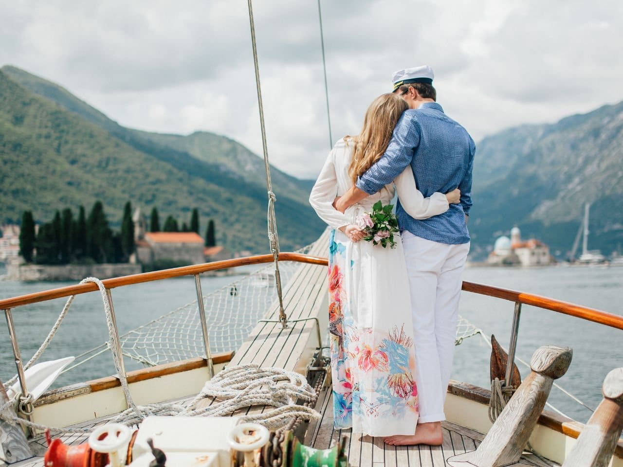 Seamlessly Integrating a Second Honeymoon with Your Vow Renewal