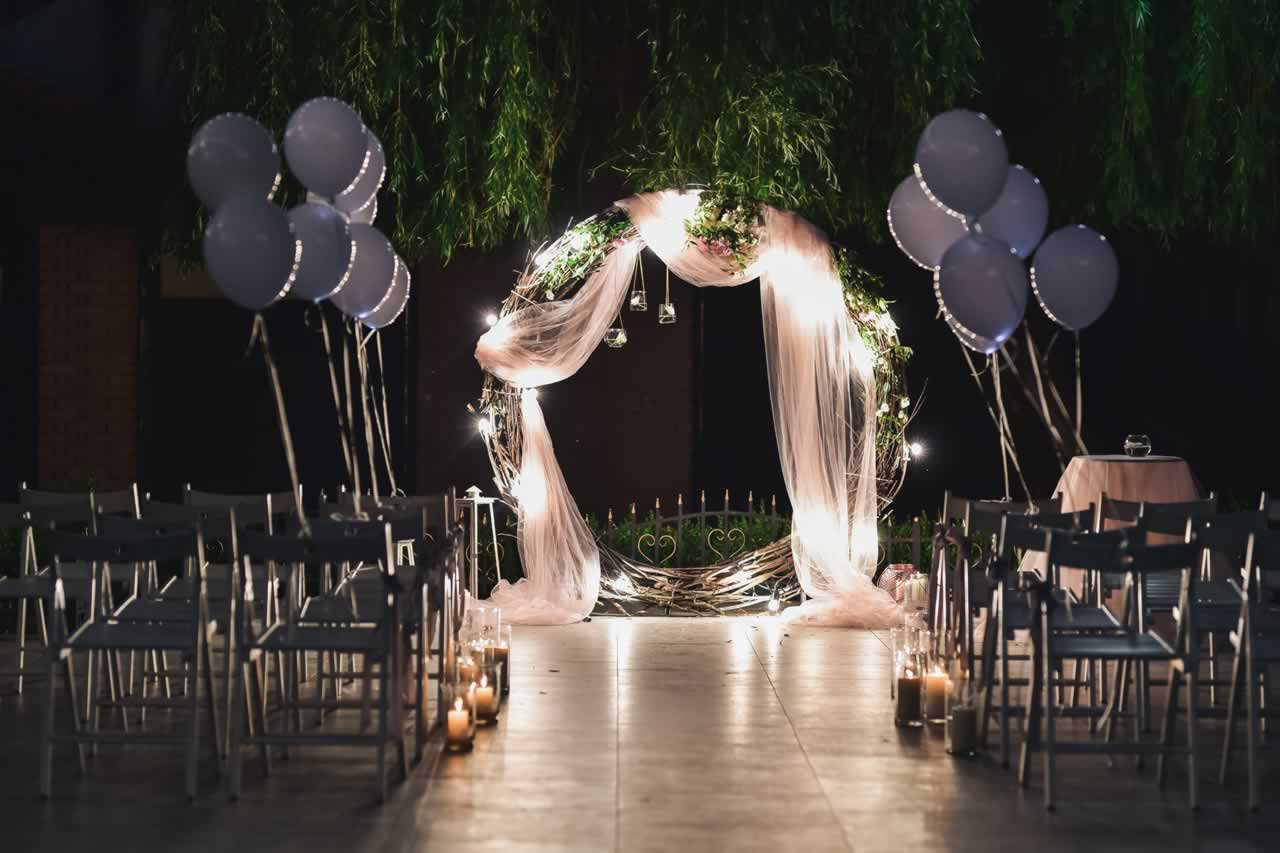 Choosing the Right Venue for Your Vow Renewal: Key Factors to Consider